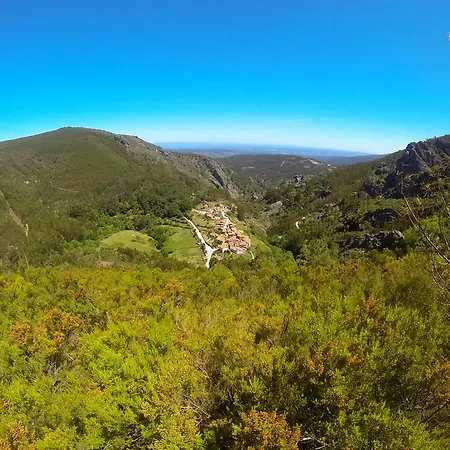 مكان تخييم Camping Góis